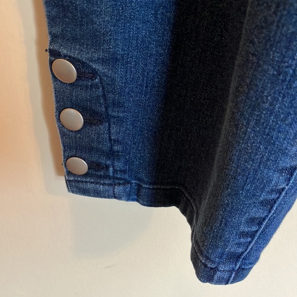 Pretty medium stonewashed studded jeans by Allison Daley, size 16, like new! - Picture 12 of 16
